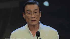 年轻的妈妈和性爱2020